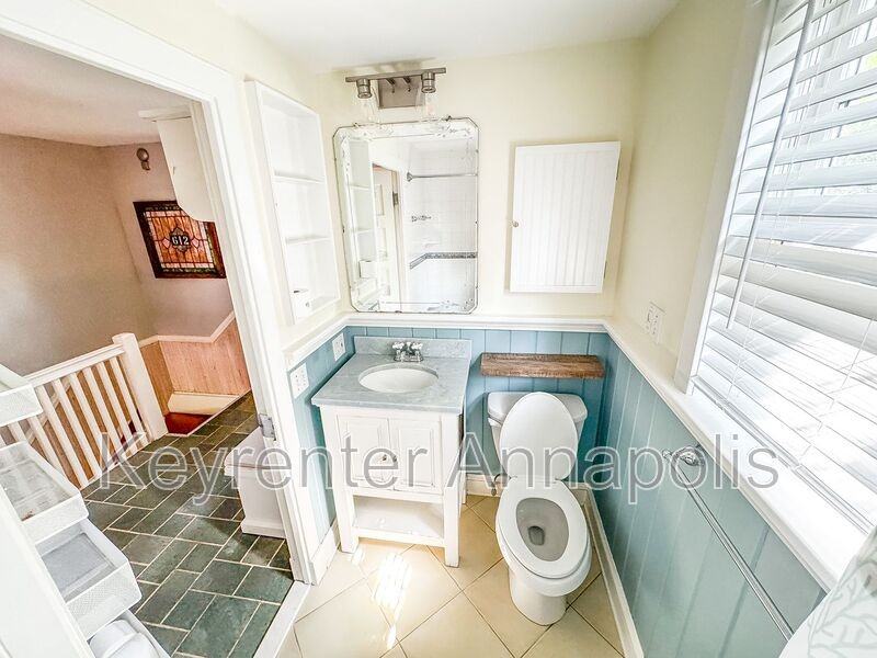 612 Holly Ridge Rd - Photo 4 of 32