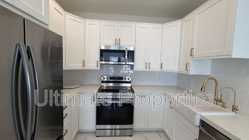 12360 W Tonto St - Photo 4 of 12