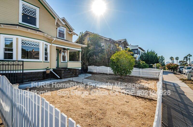 2477 A St - Photo 3 of 19