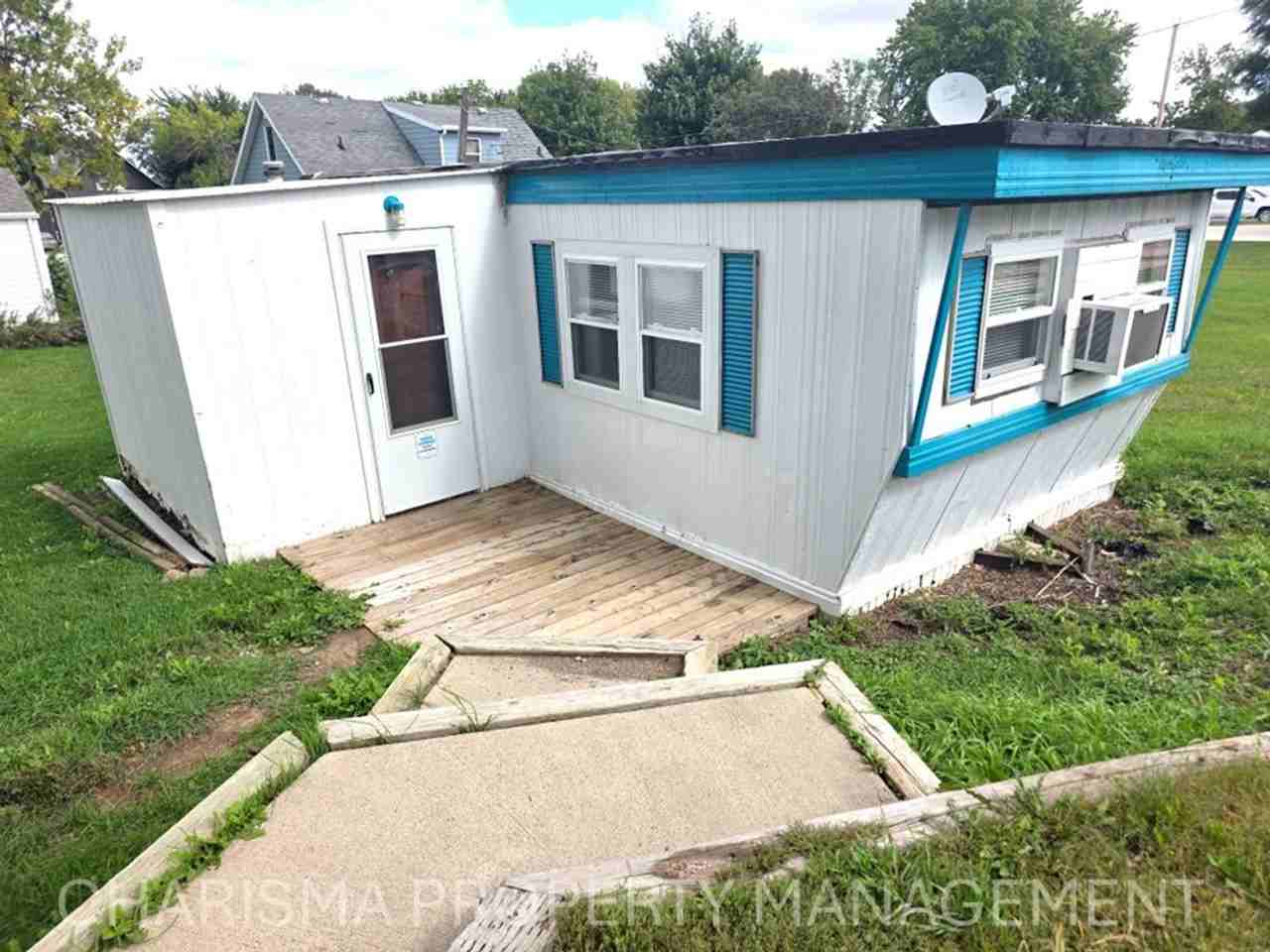 805 805 4th Street Trailer - Photo 3 of 15