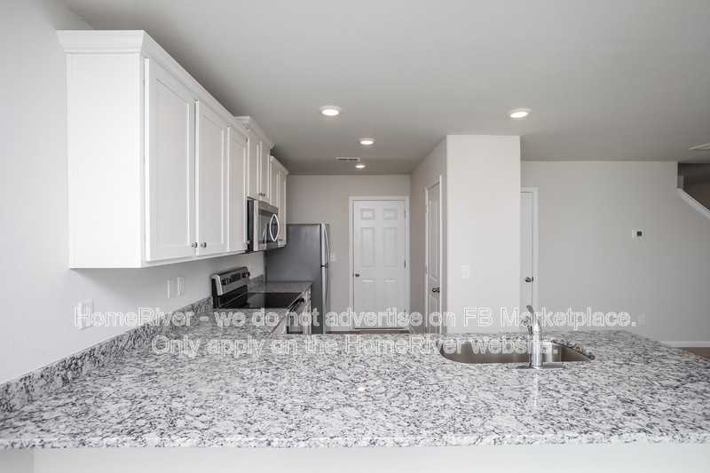 352 Sundew Rd - Photo 5 of 18