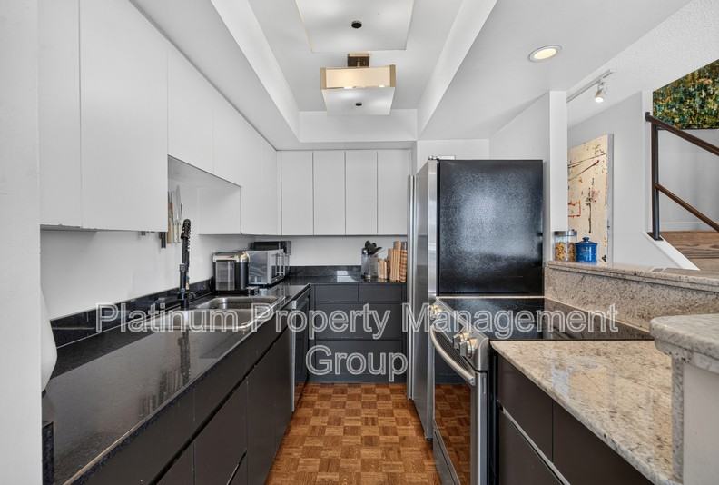 702 - Photo 3 of 12