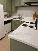 featured image of 324 W College St #305