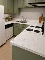 324 W College St #305 - Photo 1 of 1