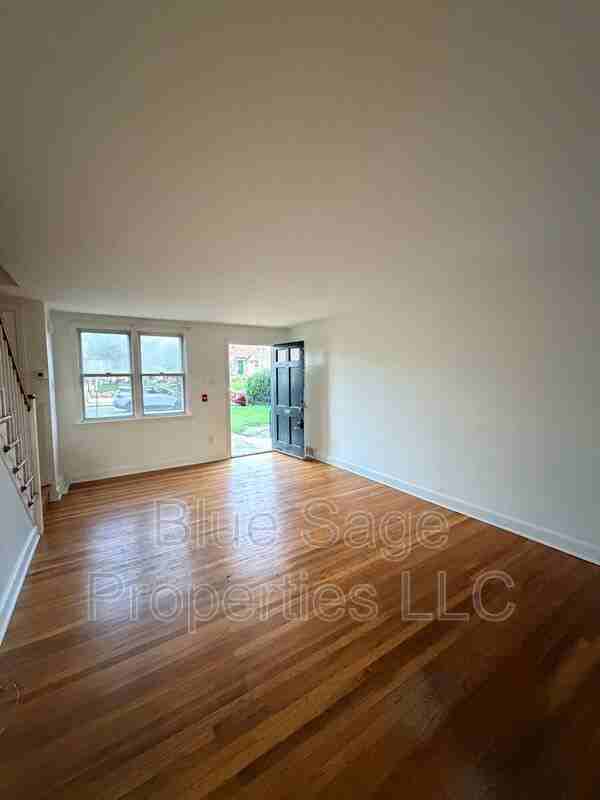 314 Spruce St - Photo 5 of 25