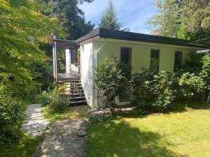 Belvista Crescent & Lions Ave - Photo 7 of 22
