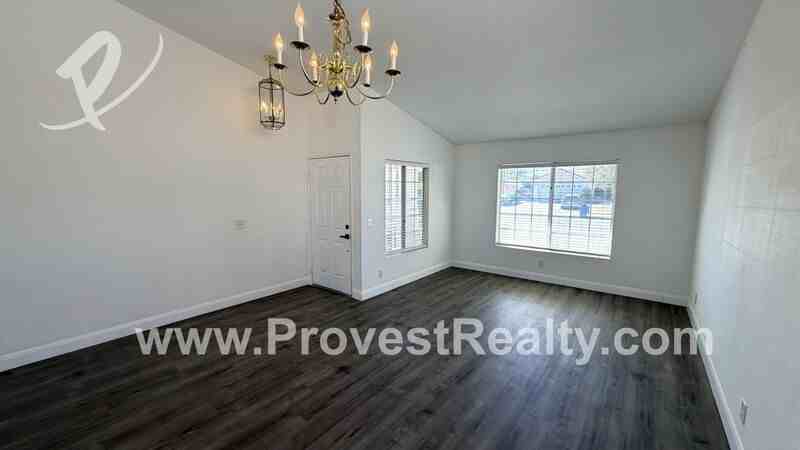 11786 Oxford St - Photo 2 of 17