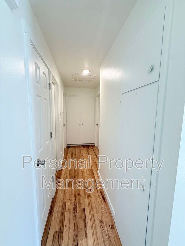 3312 V St - Photo 5 of 18