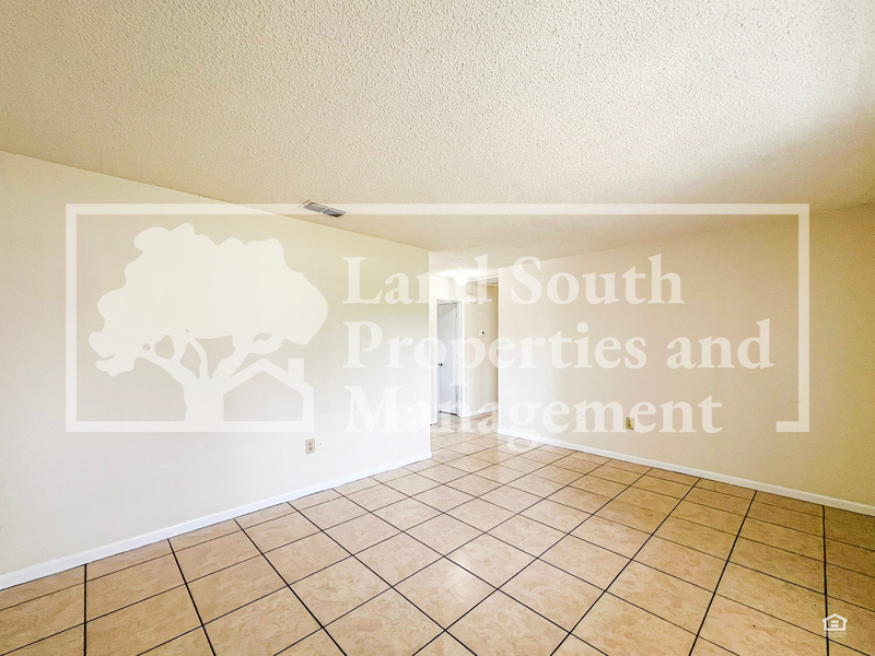 5825 Charlton Dr - Photo 2 of 14