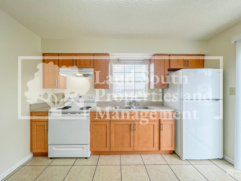 5825 Charlton Dr - Photo 5 of 14