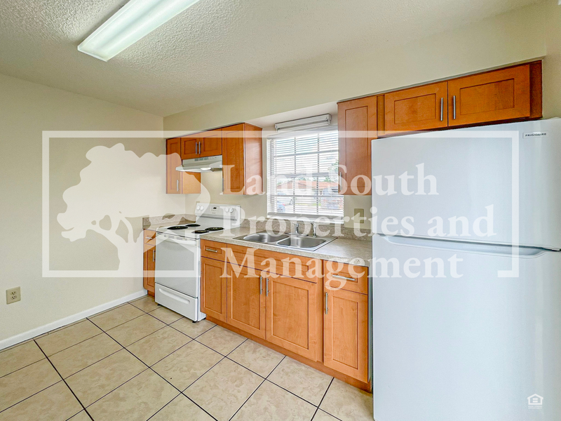 5825 Charlton Dr - Photo 6 of 14