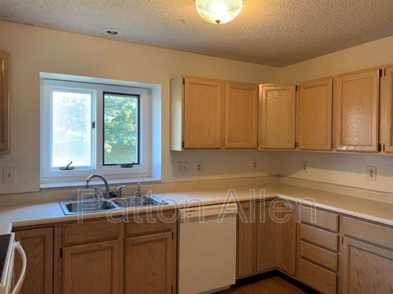 125 Kyfields - Photo 6 of 22