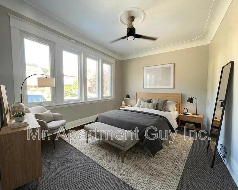 237 Ottawa St S #MAIN - Photo 3 of 20