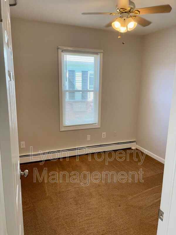 92 Anthony Ave - Photo 6 of 16
