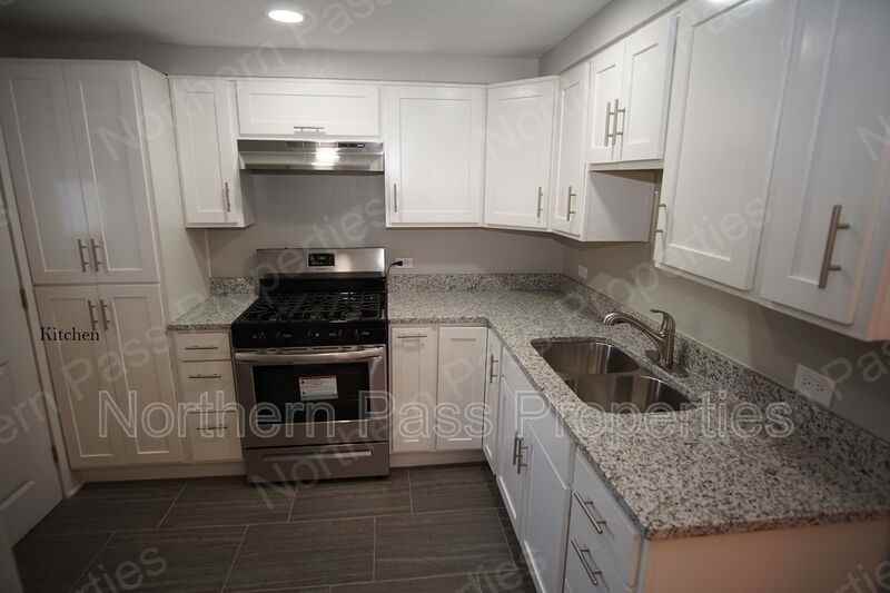 2114 Tremont Ave - Photo 4 of 14