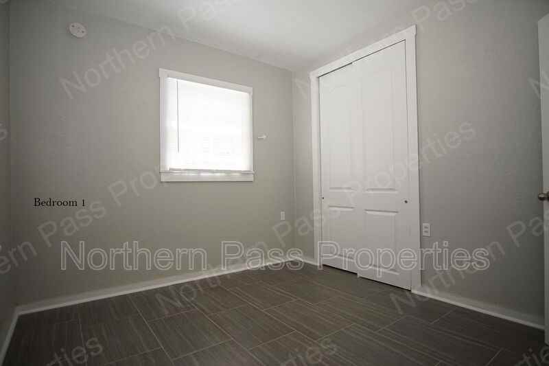 2114 Tremont Ave - Photo 7 of 14