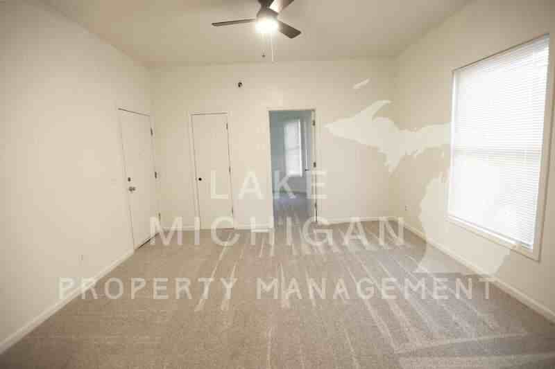 1110 Madison Ave Se #1 - Photo 4 of 9