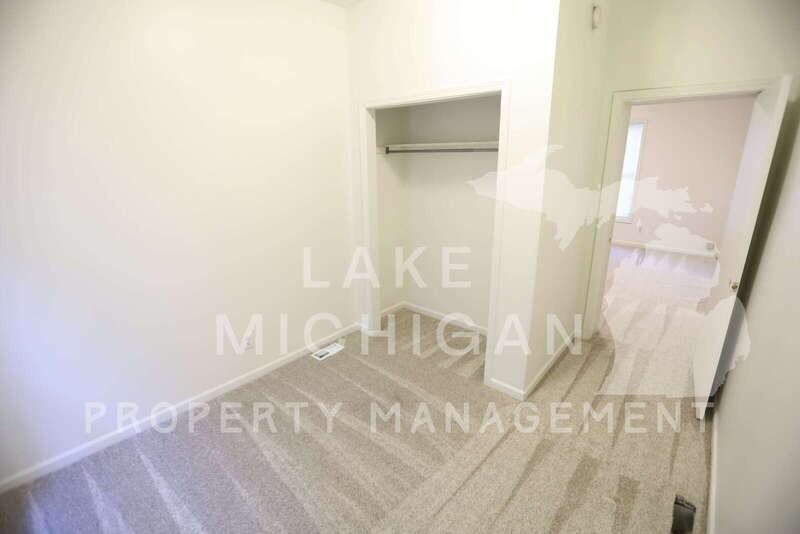1110 Madison Ave Se #1 - Photo 6 of 9
