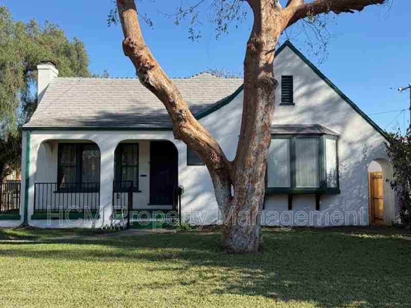 1201 S Van Ness Ave - Photo 3 of 42