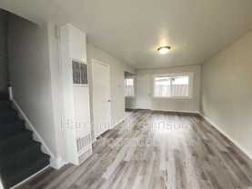 2825 Ne Center St #7 - Photo 1 of 1