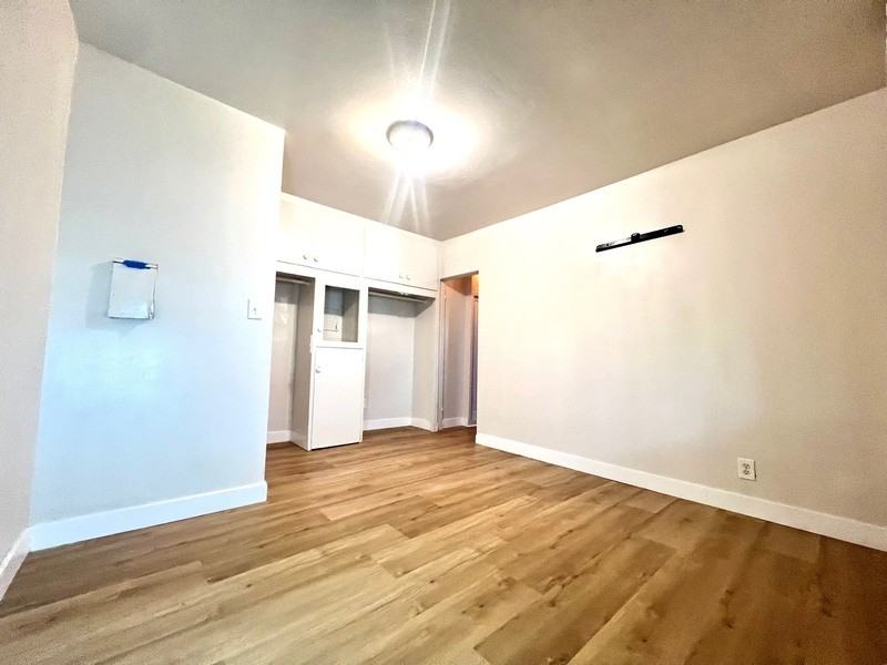 7449 La Jolla Blvd Apt A - Photo 4 of 19