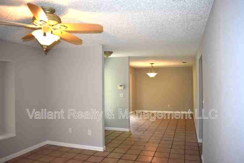 6555 Diamond Leaf Ct S - Photo 5 of 27