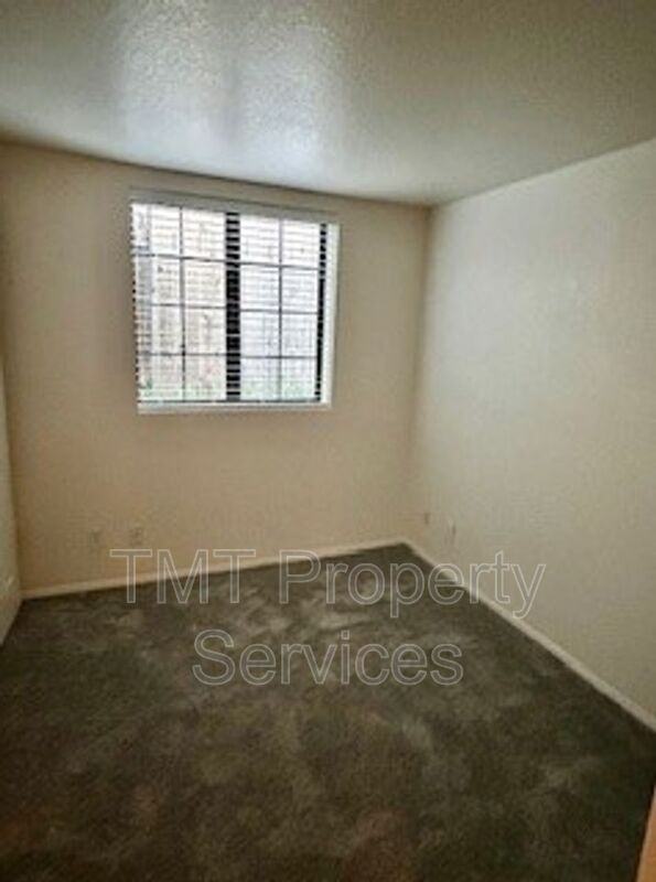 134 Boeker Ave - Photo 7 of 27