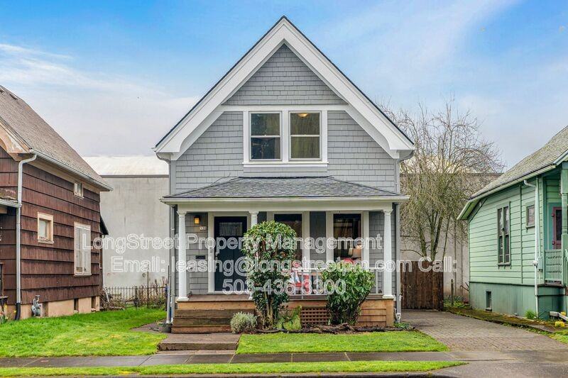 536 Ne San Rafael St - Photo 2 of 32