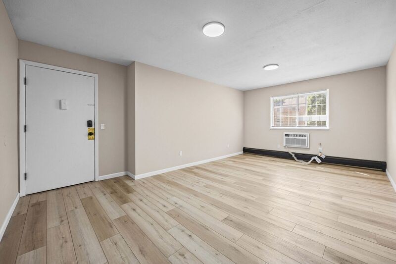 35 Oakmount Ave #32 - Photo 3 of 24