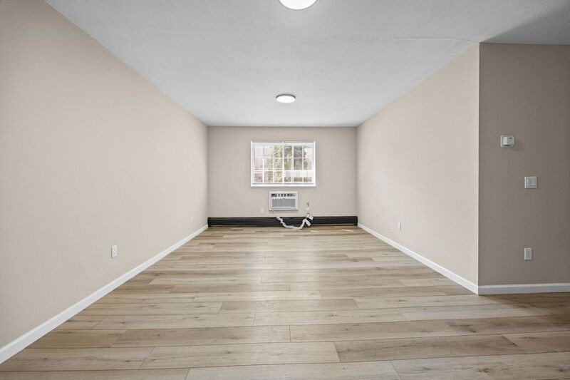 35 Oakmount Ave #32 - Photo 4 of 24