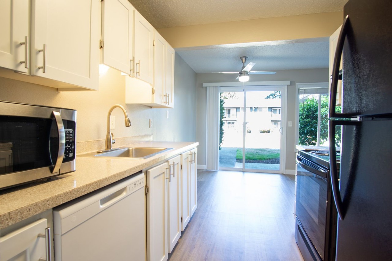 307 - Weidler 111 - Photo 7 of 43