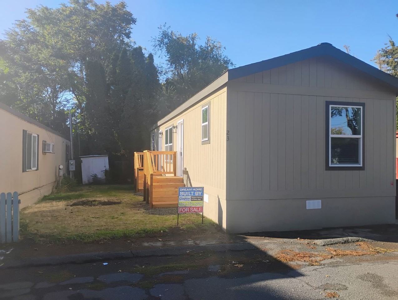 600 Ruby Street - Photo 3 of 19