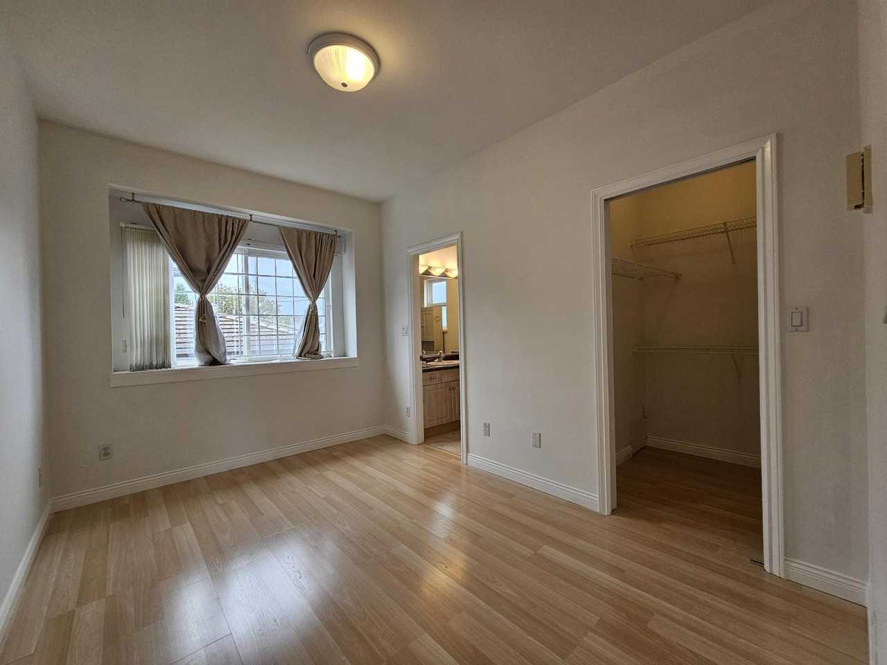 4265 Skeena Street - Photo 5 of 14