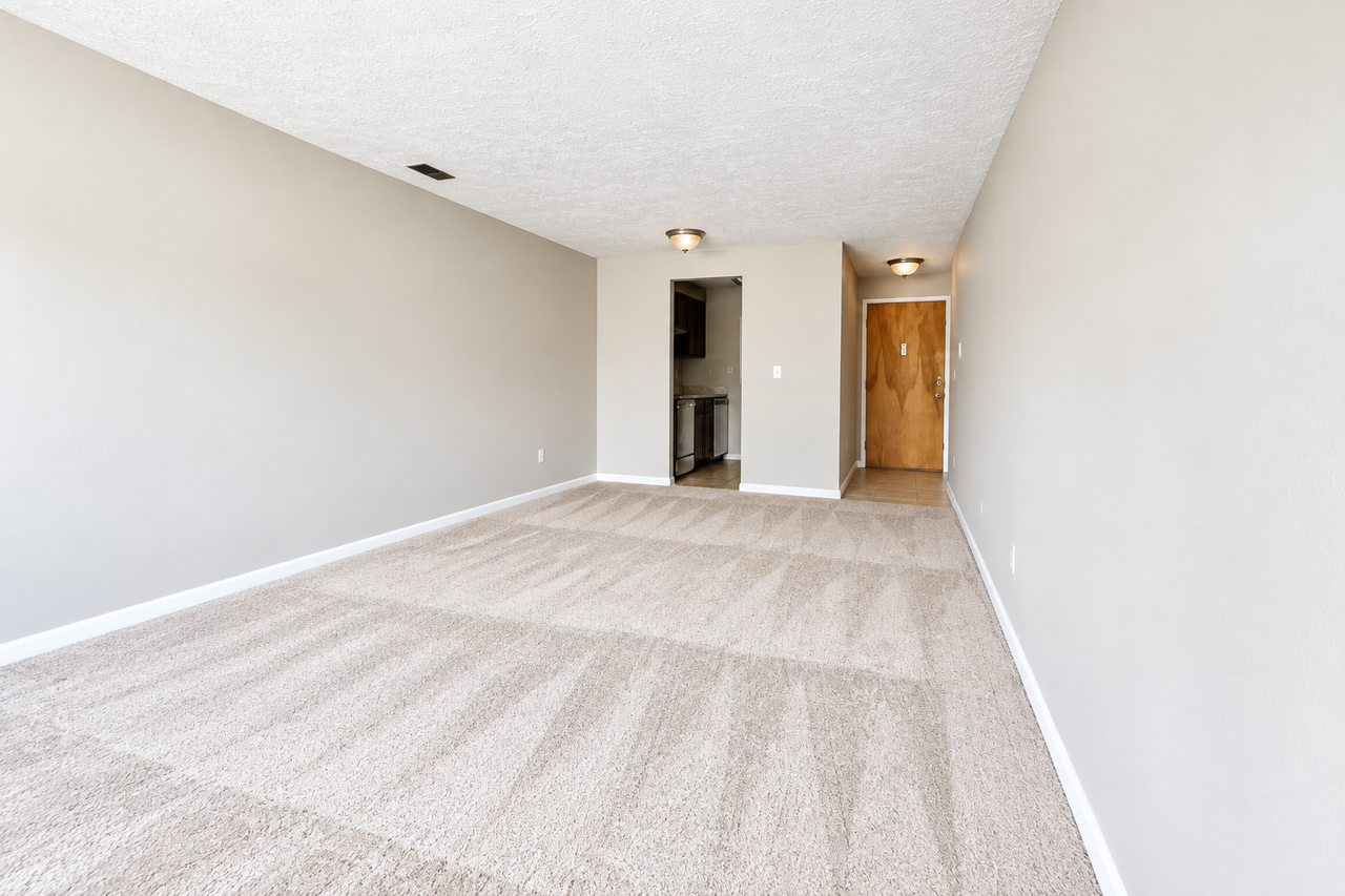 EDEN ROC APARTMENTS -- 048 - Photo 7 of 13