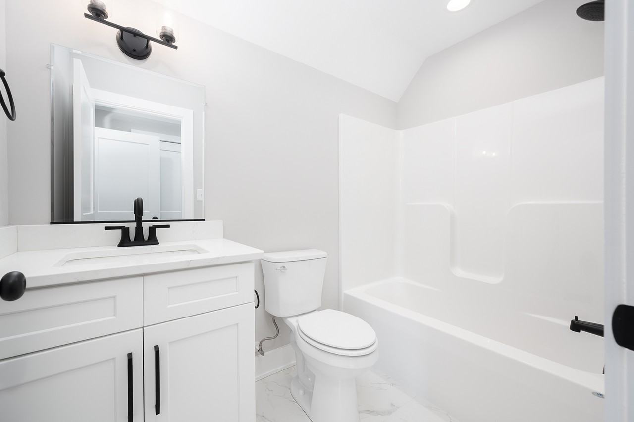 106 Lincolns Way - Photo 4 of 39