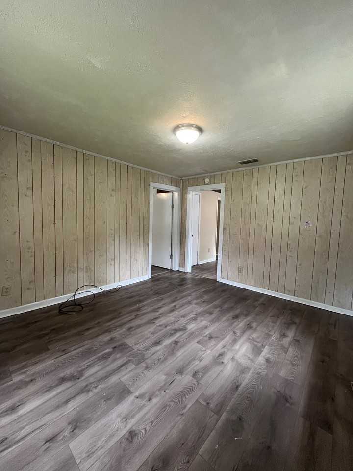 Cherry Avenue 616 - Photo 5 of 8