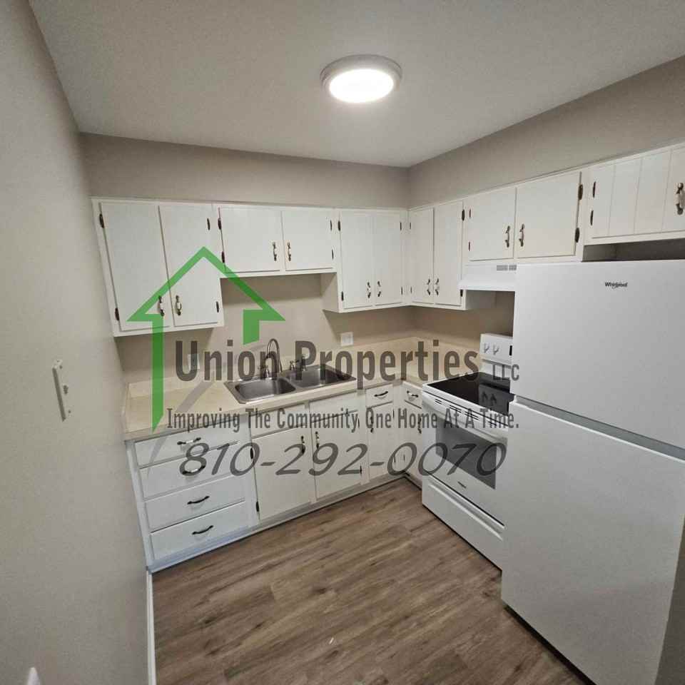 3416 Shenandoah Avenue - Photo 2 of 17