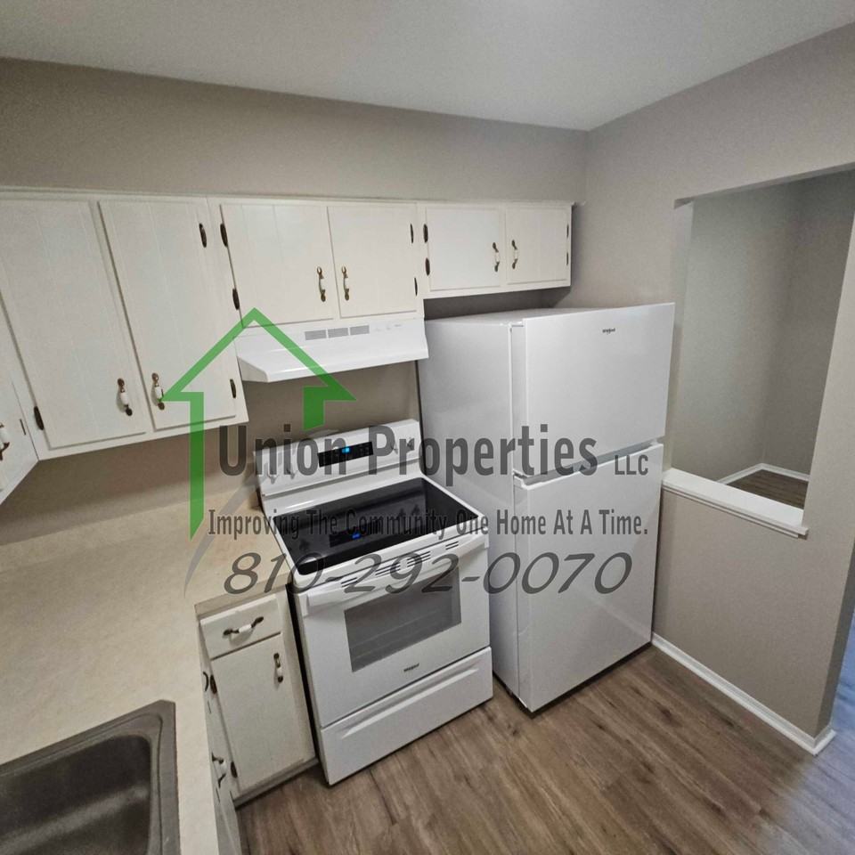 3416 Shenandoah Avenue - Photo 3 of 17