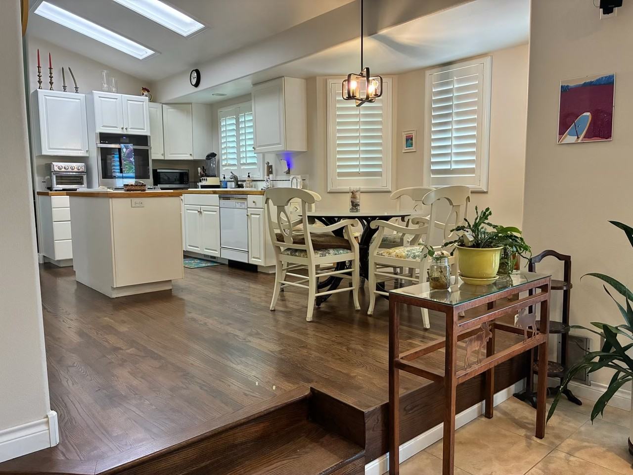 1006 West 44th Street - Photo 4 of 29