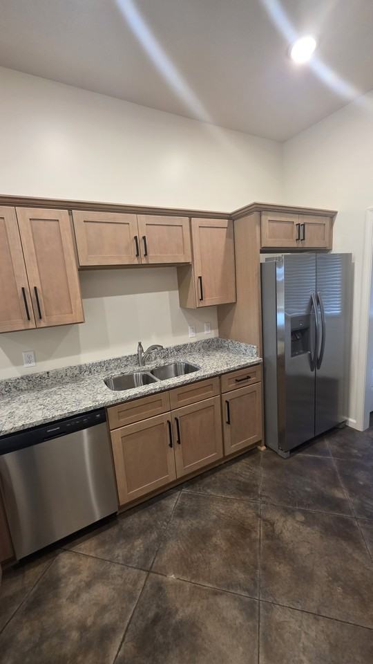 3815 School Street - Photo 7 of 16