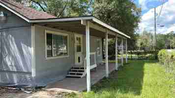 featured image of 255 Elmore St