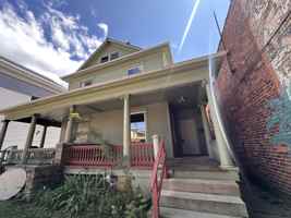 featured image of 324 S Broad St