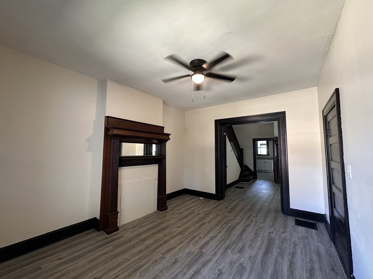 324 South Broad Street - Photo 2 of 13