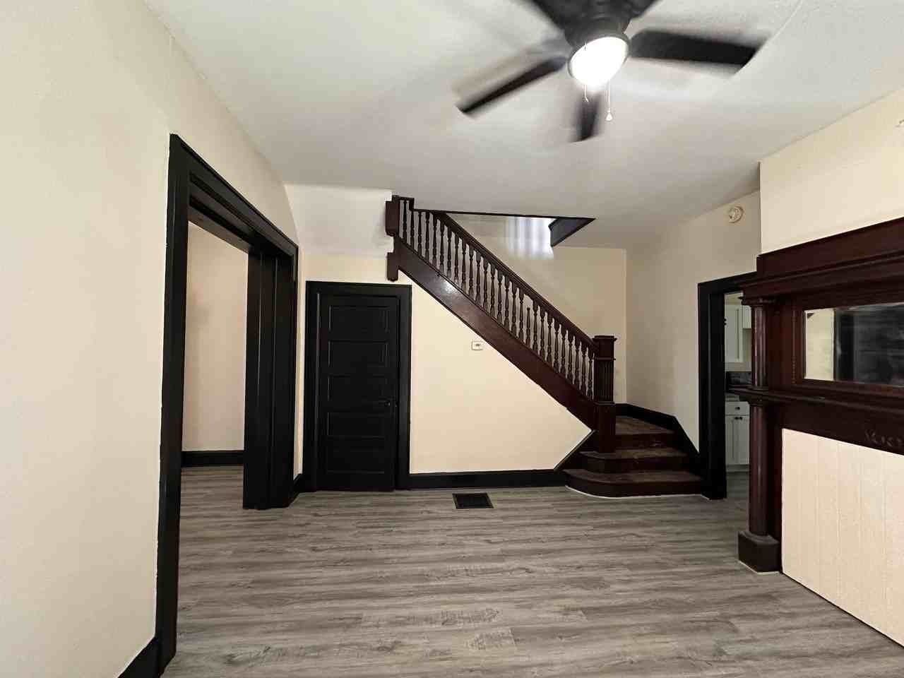 324 South Broad Street - Photo 3 of 13