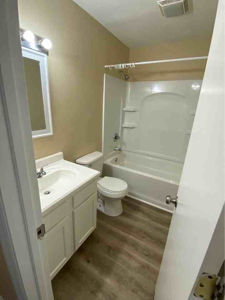 Signature Rentals - Photo 7 of 20