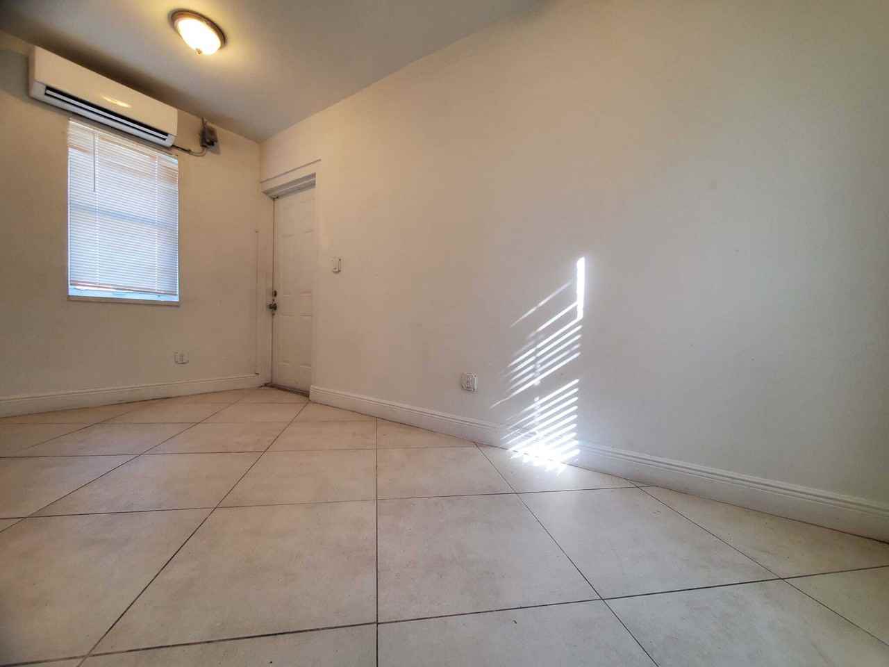 103-107 NW 7 AVENUE - Photo 4 of 50