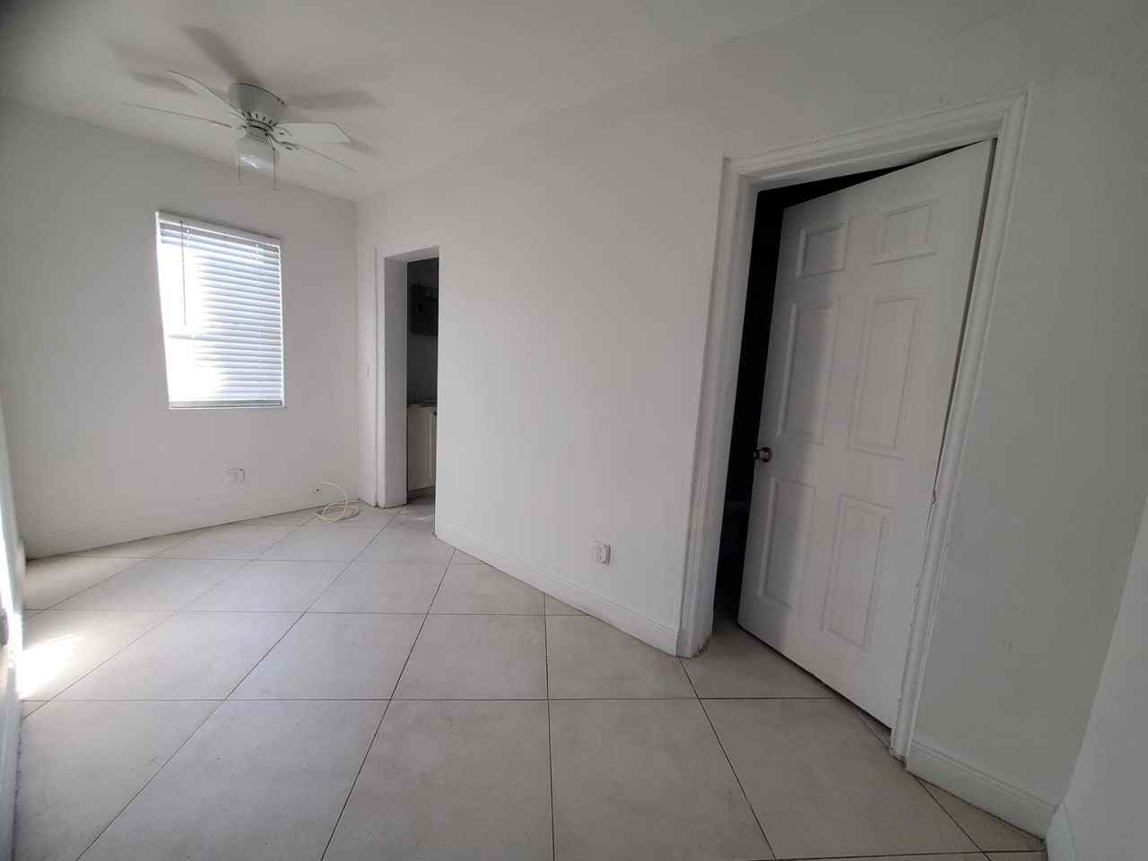 103-107 NW 7 AVENUE - Photo 5 of 50