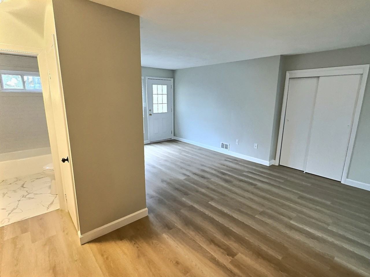 540 Warren Road - Photo 7 of 12