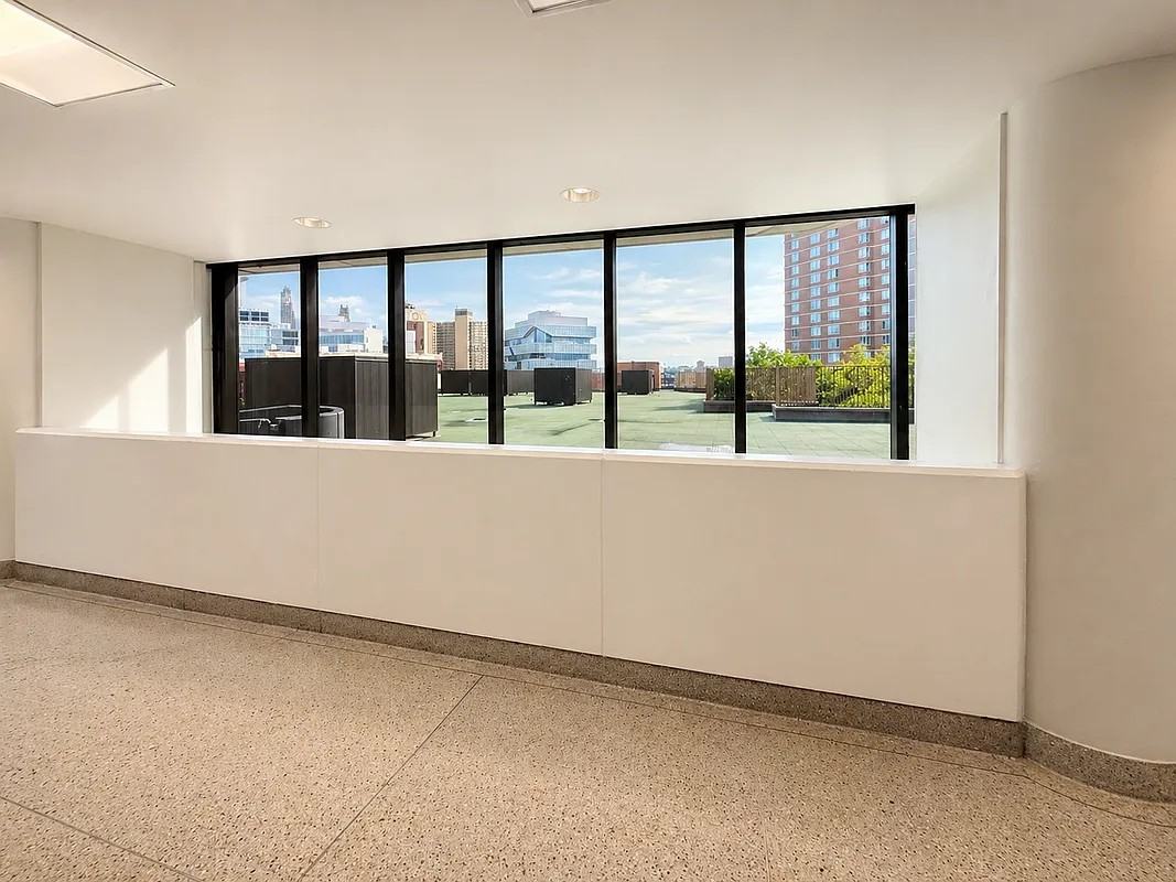 3333 Broadway - Photo 3 of 8