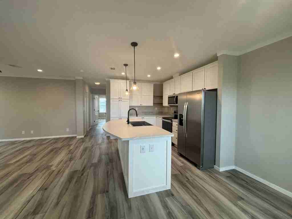 971 Freeport E - Photo 5 of 26